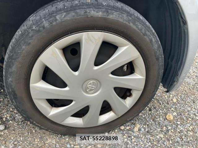 Toyota PIXIS SPACE 2012-07 8372046-6
