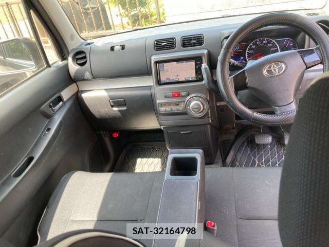 Toyota PIXIS SPACE 2016-06 8414355-14