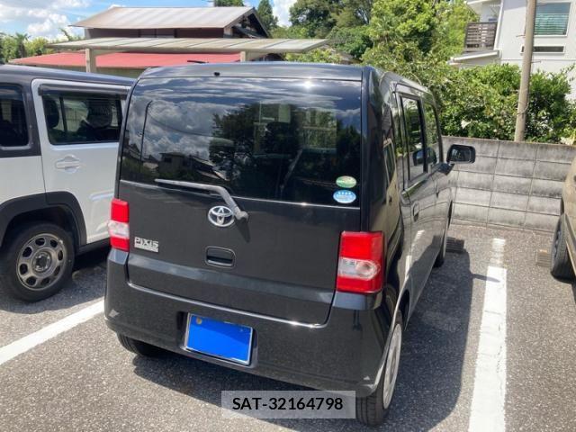 Toyota PIXIS SPACE 2016-06 8414355-3
