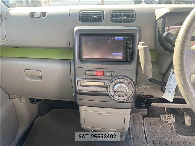 Toyota PIXIS SPACE 2016-07 8660958-10
