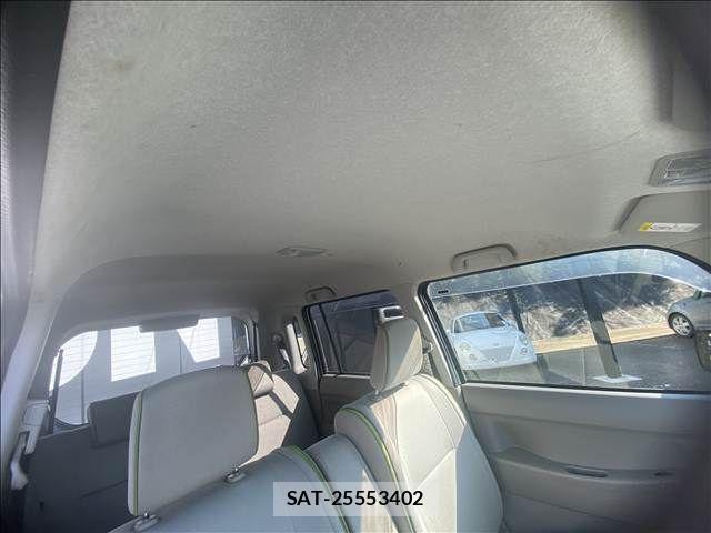 Toyota PIXIS SPACE 2016-07 8660958-16
