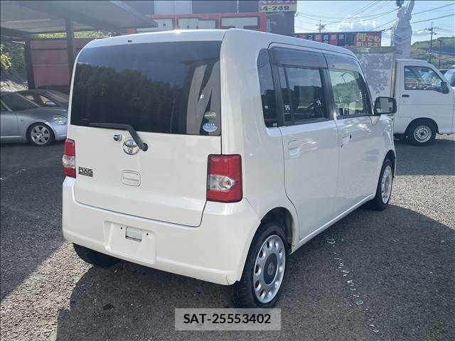 Toyota PIXIS SPACE 2016-07 8660958-1