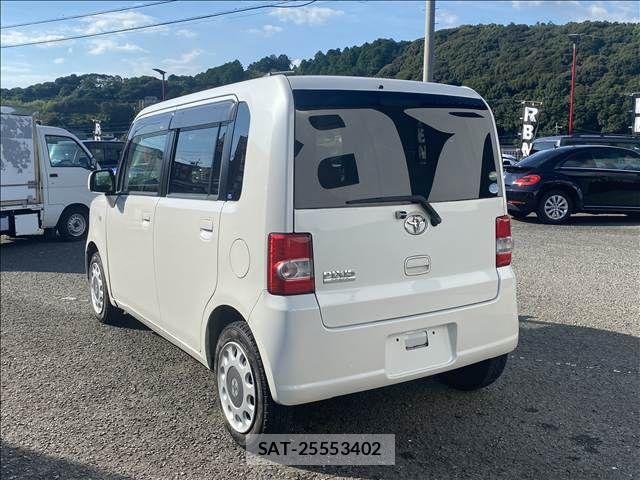 Toyota PIXIS SPACE 2016-07 8660958-3