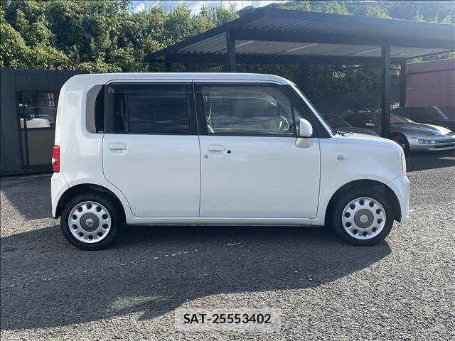 Toyota PIXIS SPACE 2016-07 8660958-5