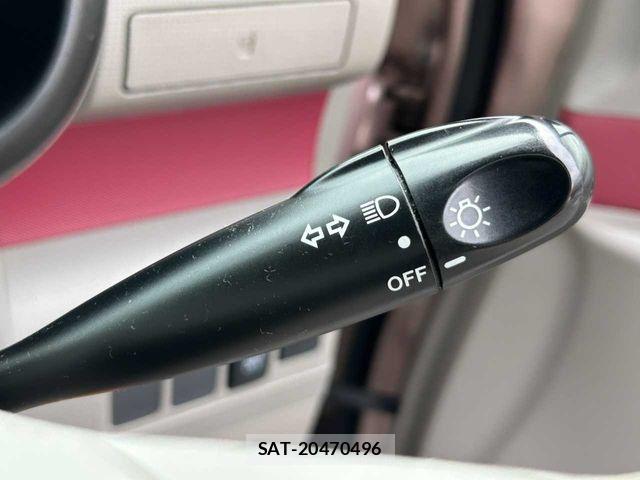 Toyota PIXIS SPACE 2013-02 8666727-11