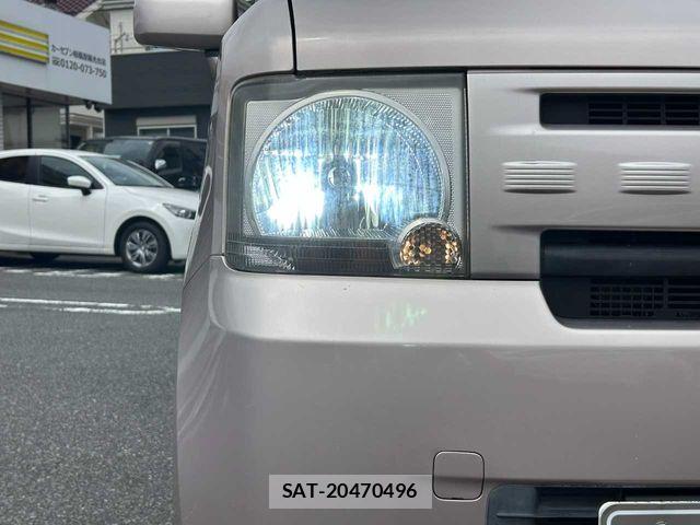 Toyota PIXIS SPACE 2013-02 8666727-19