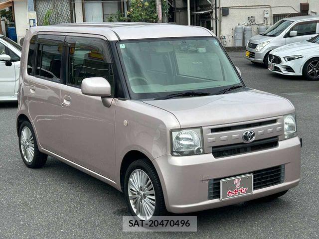 Toyota PIXIS SPACE 2013-02 8666727-22