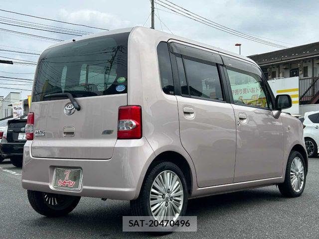 Toyota PIXIS SPACE 2013-02 8666727-24