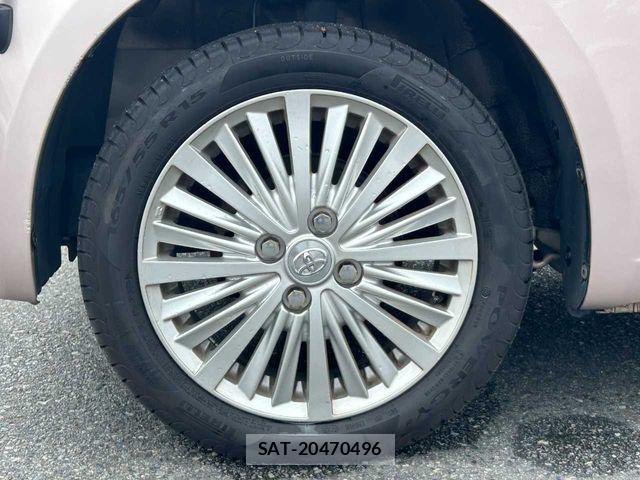 Toyota PIXIS SPACE 2013-02 8666727-28