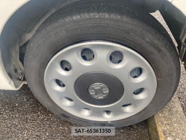 Toyota PIXIS SPACE 2016-03 8781608-9