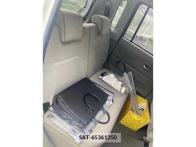 Toyota PIXIS SPACE 2016-03 8781608-11