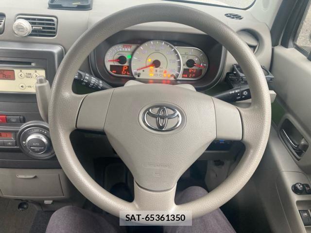 Toyota PIXIS SPACE 2016-03 8781608-16