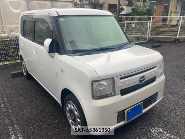 Toyota PIXIS SPACE 2016-03 8781608-2