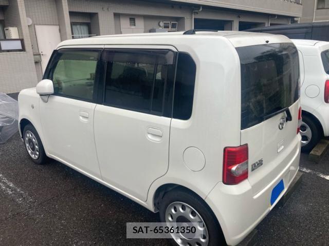 Toyota PIXIS SPACE 2016-03 8781608-4