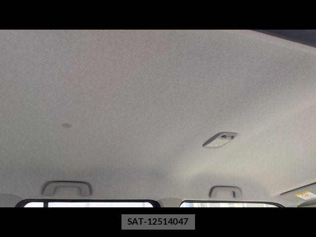 Toyota PIXIS SPACE 2013-09 8831058-12