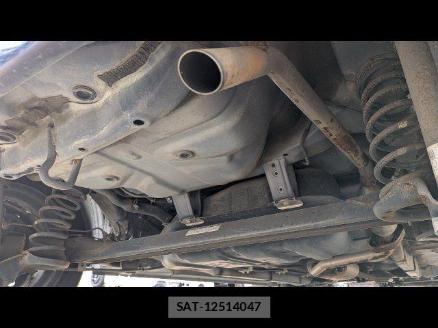 Toyota PIXIS SPACE 2013-09 8831058-16