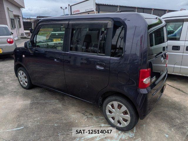Toyota PIXIS SPACE 2013-09 8831058-2