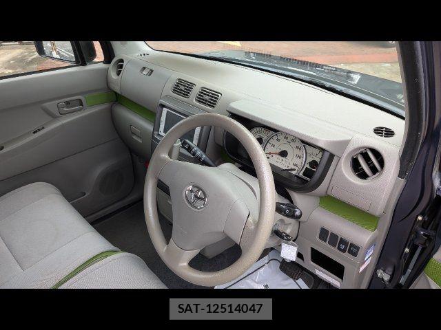 Toyota PIXIS SPACE 2013-09 8831058-7