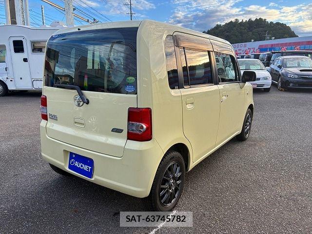 Toyota PIXIS SPACE 2012-07 8881540-1
