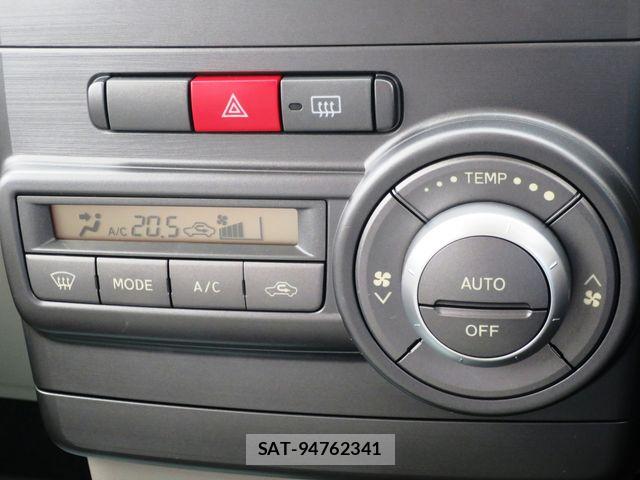 Toyota PIXIS SPACE 2015-08 8881541-16