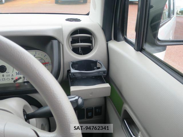 Toyota PIXIS SPACE 2015-08 8881541-21
