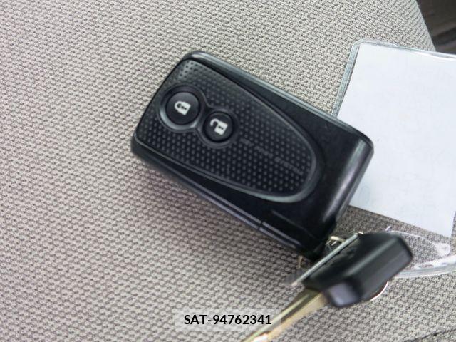 Toyota PIXIS SPACE 2015-08 8881541-22
