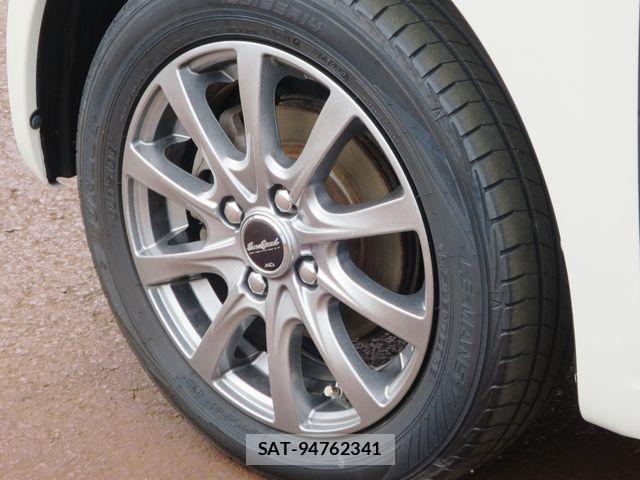 Toyota PIXIS SPACE 2015-08 8881541-24