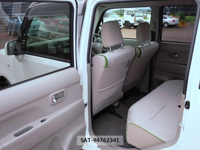 Toyota PIXIS SPACE 2015-08 8881541-6