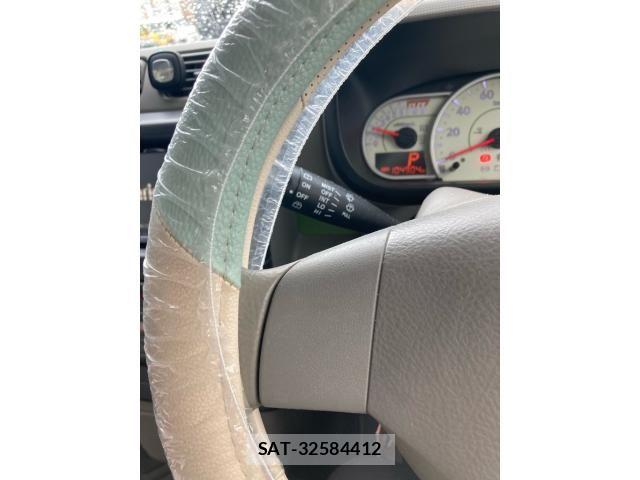 Toyota PIXIS SPACE 2013-09 8881542-12