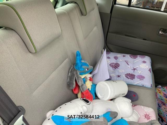 Toyota PIXIS SPACE 2013-09 8881542-5