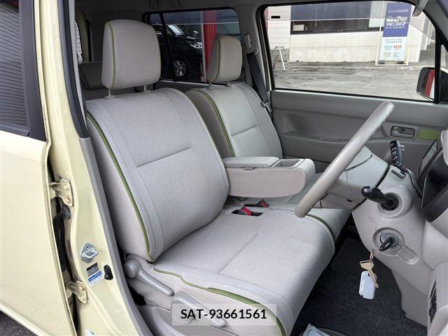 Toyota PIXIS SPACE 2014-12 6277091-15