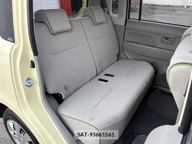 Toyota PIXIS SPACE 2014-12 6277091-16