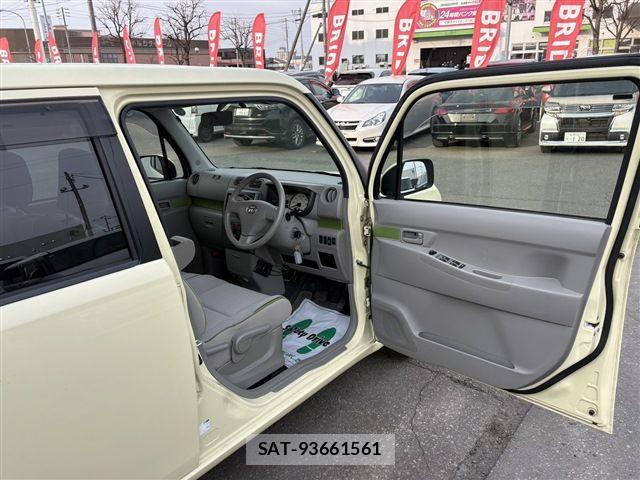 Toyota PIXIS SPACE 2014-12 6277091-19