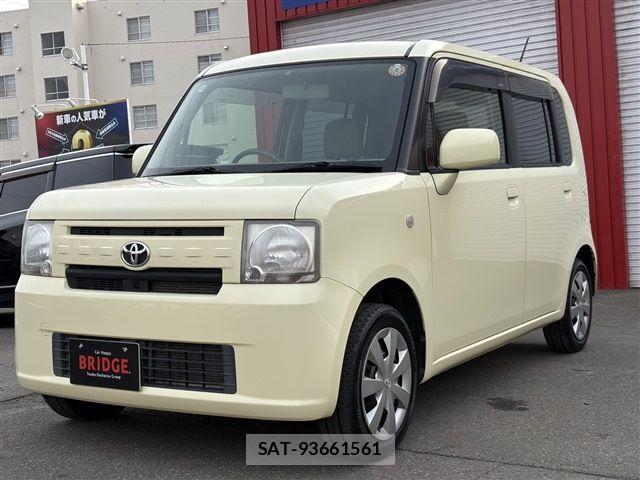 Toyota PIXIS SPACE 2014-12 6277091-2