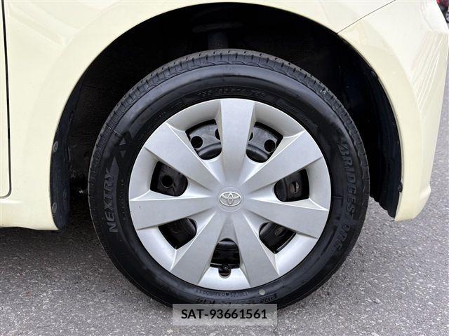 Toyota PIXIS SPACE 2014-12 6277091-29