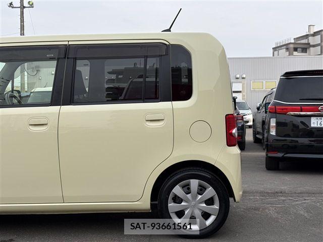 Toyota PIXIS SPACE 2014-12 6277091-5