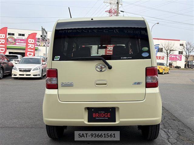 Toyota PIXIS SPACE 2014-12 6277091-7
