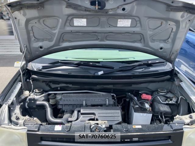 Toyota PIXIS SPACE 2014-01 7223519-22