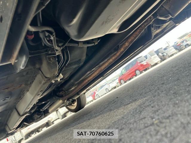 Toyota PIXIS SPACE 2014-01 7223519-7