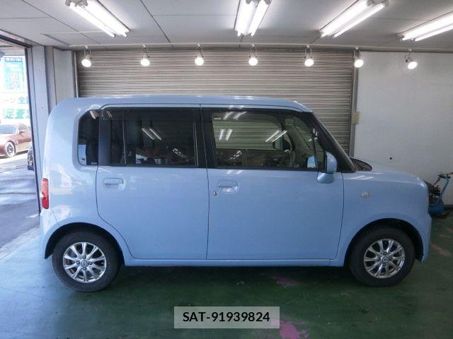 Toyota PIXIS SPACE 2014-03 7223515-3