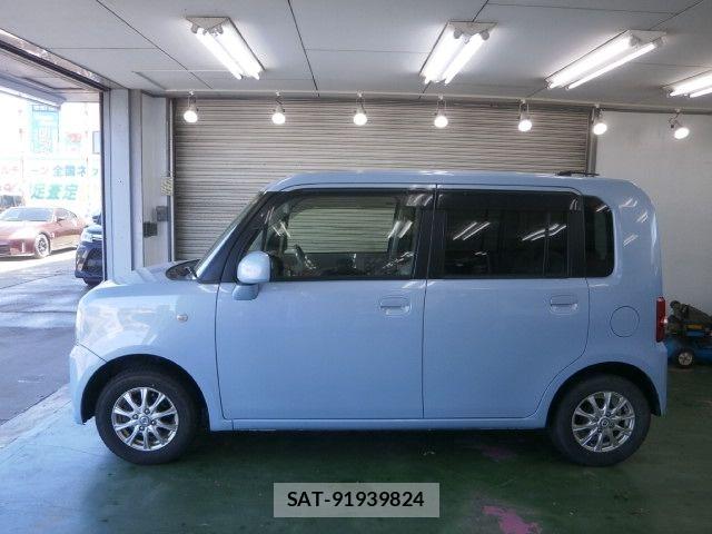 Toyota PIXIS SPACE 2014-03 7223515-4
