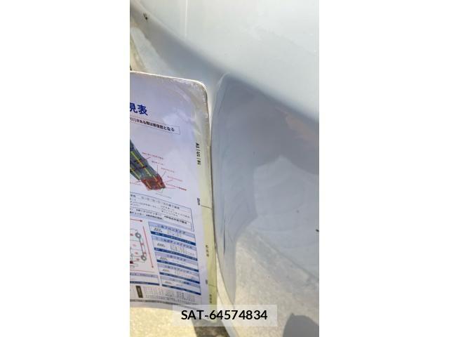 Toyota PIXIS SPACE 2011-12 8037585-16