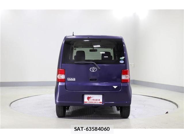 Toyota PIXIS SPACE 2015-12 8316370-5