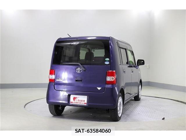 Toyota PIXIS SPACE 2015-12 8316370-6