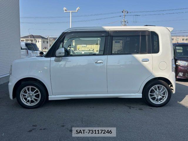 Toyota PIXIS SPACE 2015-03 5875385-15