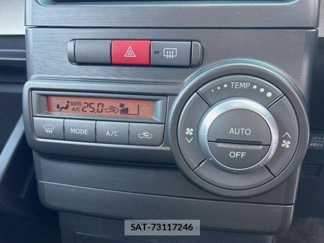 Toyota PIXIS SPACE 2015-03 5875385-5