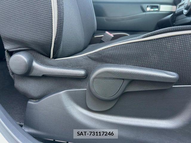 Toyota PIXIS SPACE 2015-03 5875385-6