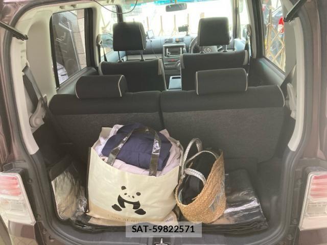 Toyota PIXIS SPACE 2011-12 6911129-10