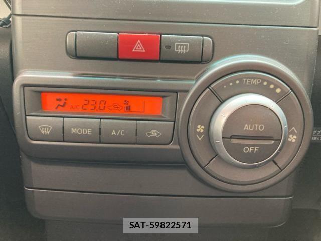 Toyota PIXIS SPACE 2011-12 6911129-12