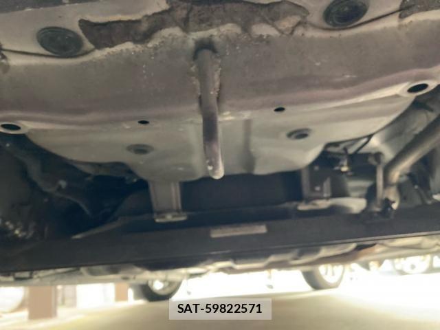 Toyota PIXIS SPACE 2011-12 6911129-15